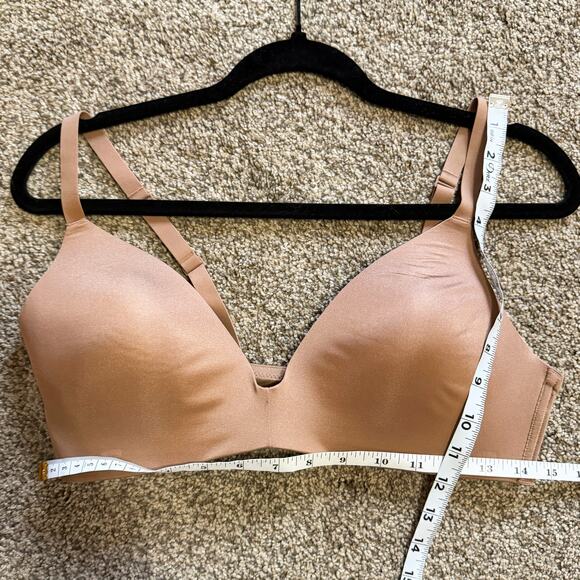 SKIMS Smoothing Intimates Full Coverage Bra 38C - Picture 3 of 7